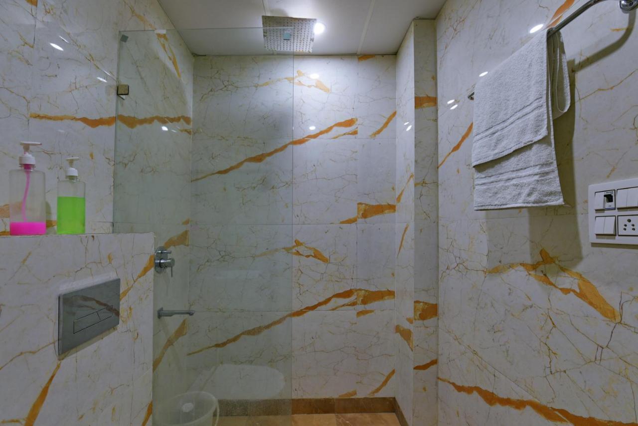 Hotel Fortune Inn By F9 Hotels Нойда Экстерьер фото