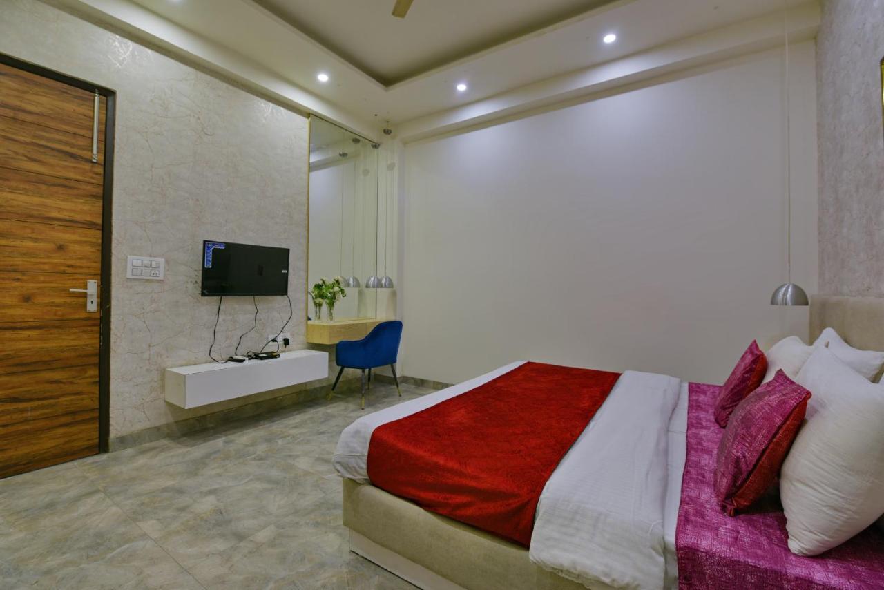 Hotel Fortune Inn By F9 Hotels Нойда Экстерьер фото